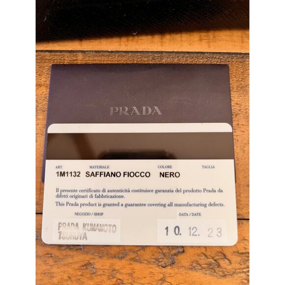 PRADA Black Saffiano Leather Continental Bow Wallet W/Authenticity Card and Box - Picture 6 of 16